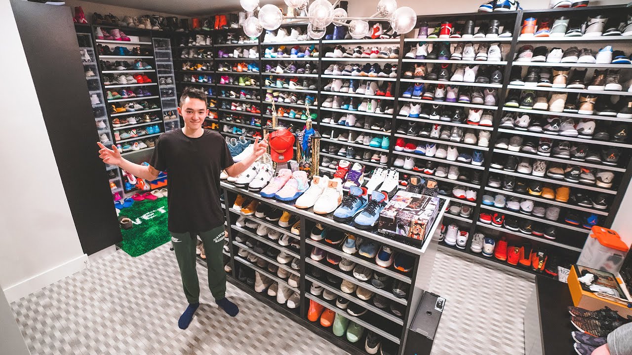 Exploring the Psychology Behind Sneaker Collecting: What Drives the Obsession?